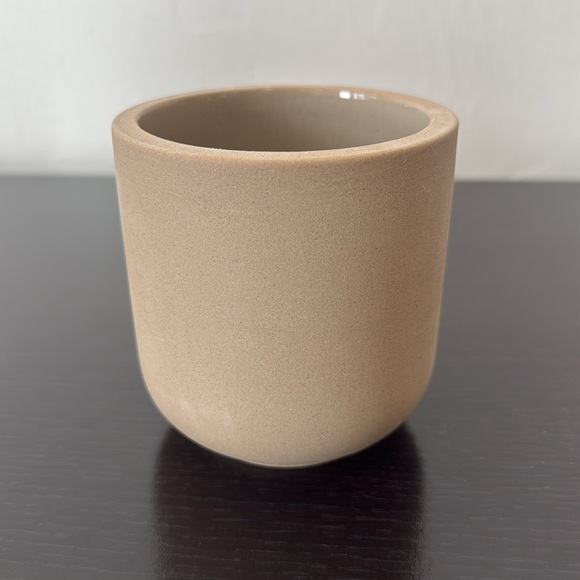 Haps Ceramic Candle Vessel - Picture 5 of 7